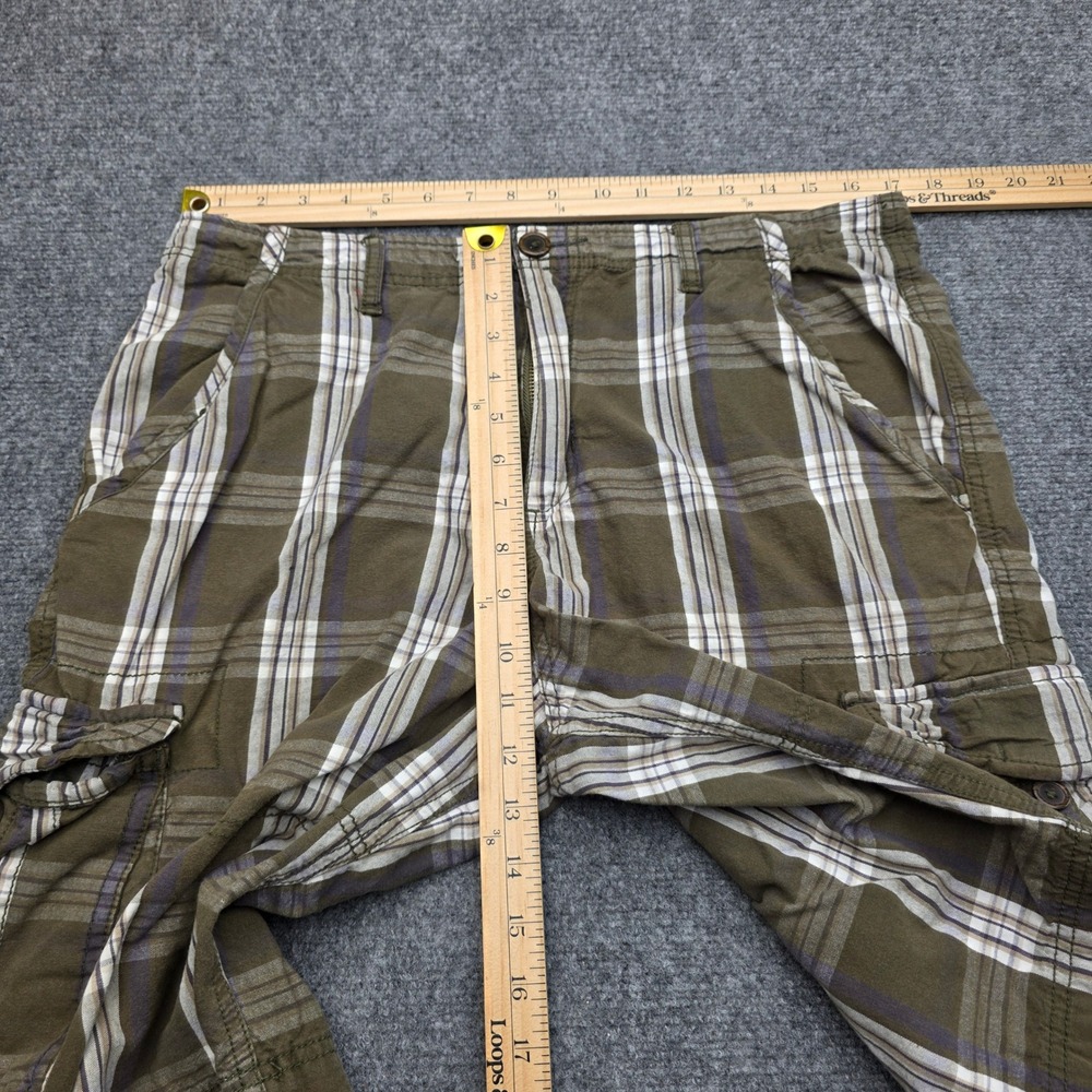 No Boundaries Men Cargo Shorts Size 34 Faded Green Plaid Y2K Utility 100% Cotton - Picture 5 of 6